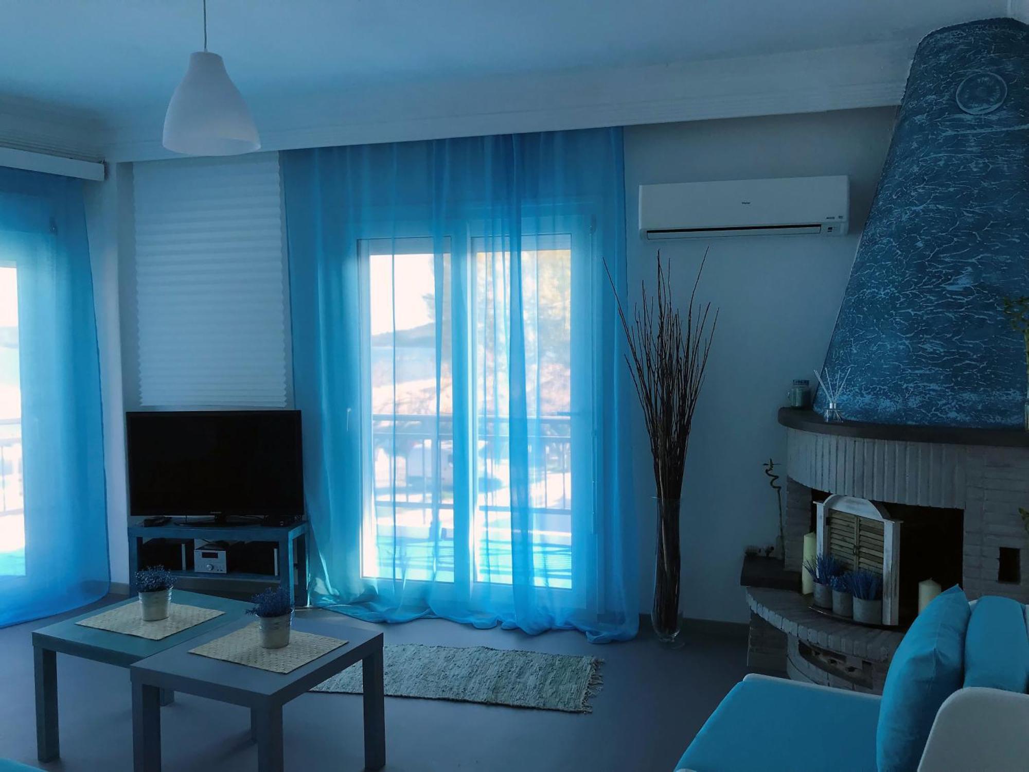 Апартаменты Upper Deck Apt. Неа-Перамос Экстерьер фото