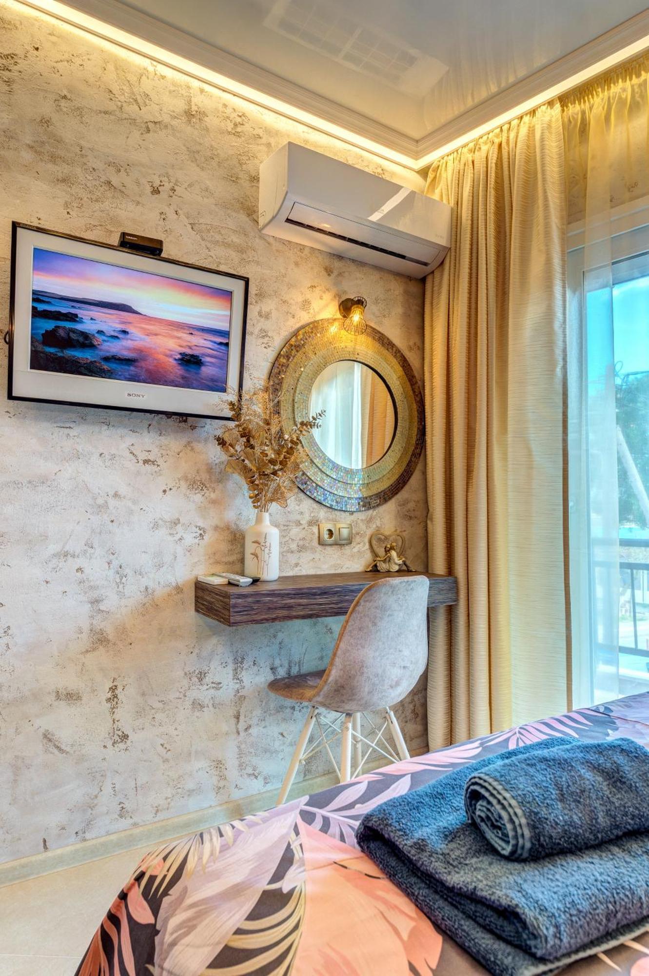 Апартаменты Upper Deck Apt. Неа-Перамос Экстерьер фото